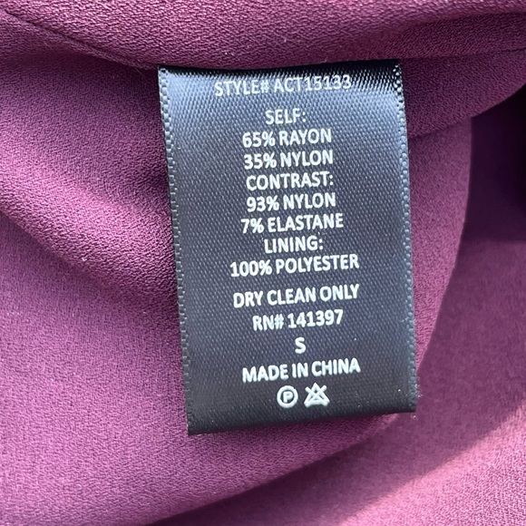 Astr Veda Floral Velvet Burnout Burgundy Wrap-Front Bodysuit Size Small - Picture 12 of 12